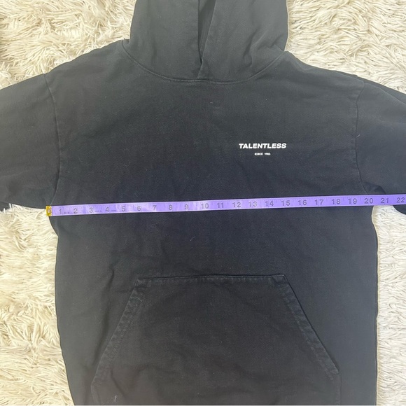 ◾️Talentless Circle Logo Black Hoodie - Picture 12 of 13